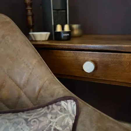 La Vigie, Couette-café